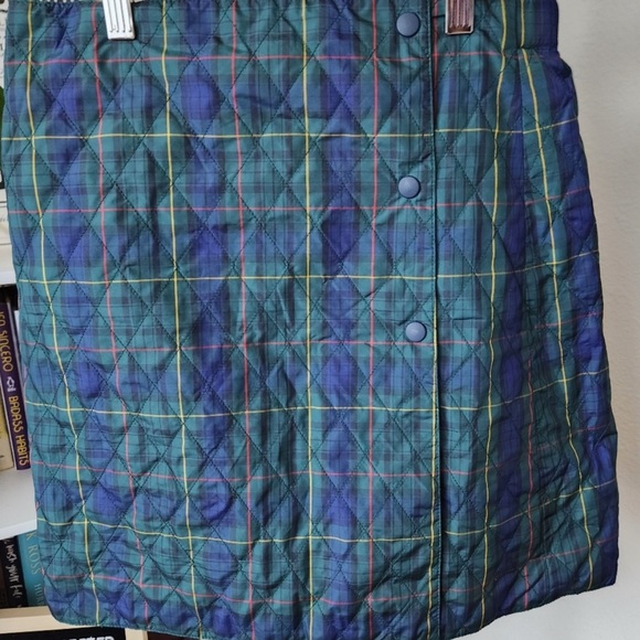 Uniqlo Plaid (lightly) Insulated Skirt - Picture 3 of 8